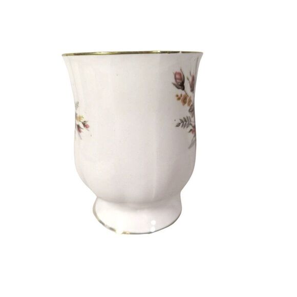 GC Bone China Teacup India Gold Trim Rim Handle Base Floral on White 4 x 3-in - Picture 5 of 6
